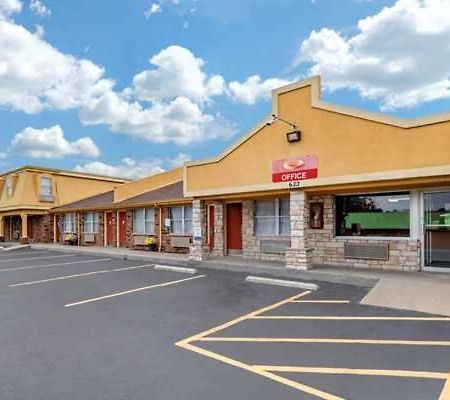 Econo Lodge Erlanger Exteriér fotografie